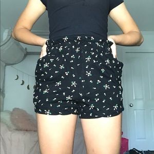 floral loose shorts